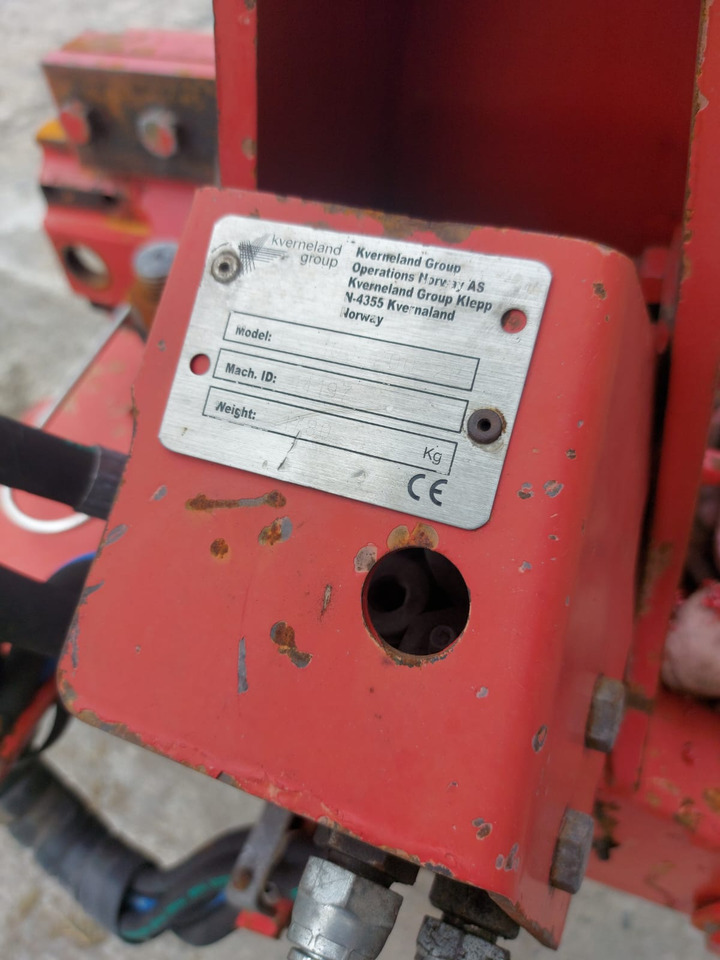KVERNELAND ES100-200 - محراث: صور 3 KVERNELAND ES100-200 - محراث: صور 3