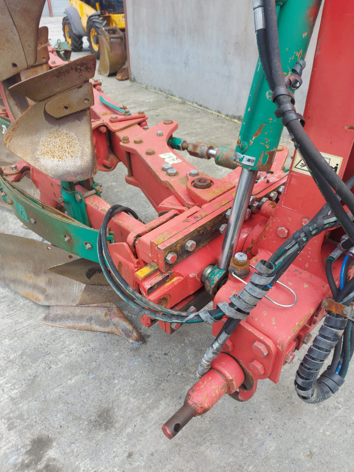 KVERNELAND ES100-200 - محراث: صور 4 KVERNELAND ES100-200 - محراث: صور 4