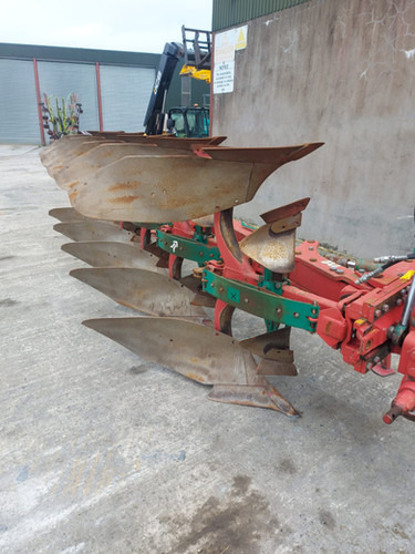 Kverneland ES 100-200-28 - محراث: صور 1 Kverneland ES 100-200-28 - محراث: صور 1