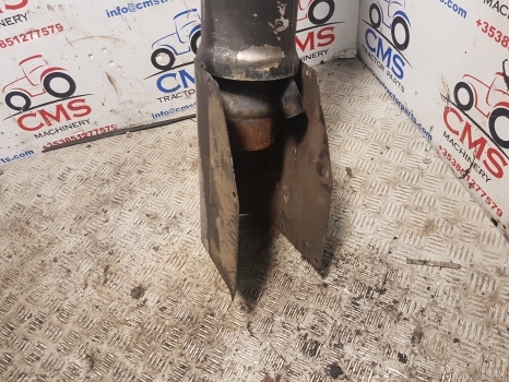 Claas Arion 500, 600 Series A18, A19, A20 640 Exhaust Pipe Extension 0021799761 - ماسورة العادم - جرار: صور 2 Claas Arion 500, 600 Series A18, A19, A20 640 Exhaust Pipe Extension 0021799761 - ماسورة العادم - جرار: صور 2