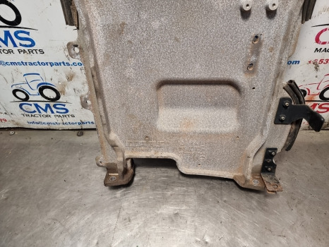 Claas Arion 640, 500, 600, Cab Front Support 2136357, 002163354 - الكابينة تعليق: صور 3 Claas Arion 640, 500, 600, Cab Front Support 2136357, 002163354 - الكابينة تعليق: صور 3