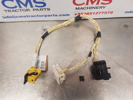 Claas Arion 640, 950, 900, 880, Axion 500,600 Wiring Loom 0011258341 - الكابلات / الأسلاك - جرار: صور 2 Claas Arion 640, 950, 900, 880, Axion 500,600 Wiring Loom 0011258341 - الكابلات / الأسلاك - جرار: صور 2