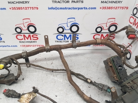 Claas Arion 640 A36 Engine Wiring Loom - الكابلات / الأسلاك - جرار: صور 5 Claas Arion 640 A36 Engine Wiring Loom - الكابلات / الأسلاك - جرار: صور 5