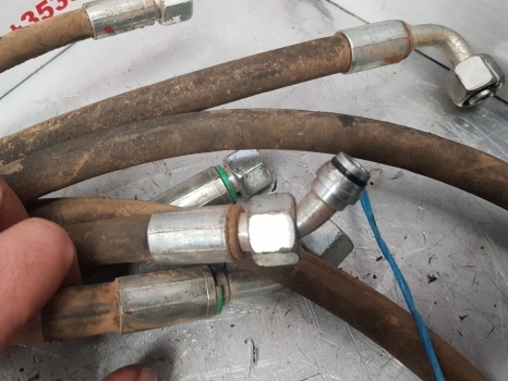 Claas Arion 640 Brake Pipes Kit Proactive Front Axle With Brakes - خط/ خرطوم الفرامل - جرار: صور 5 Claas Arion 640 Brake Pipes Kit Proactive Front Axle With Brakes - خط/ خرطوم الفرامل - جرار: صور 5