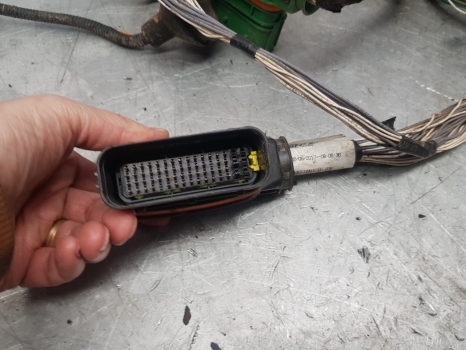 Claas Arion 640 Cab Wiring Loom 0021761573, 0022347451, 21761573, 22347451 - الكابلات / الأسلاك - جرار: صور 2 Claas Arion 640 Cab Wiring Loom 0021761573, 0022347451, 21761573, 22347451 - الكابلات / الأسلاك - جرار: صور 2