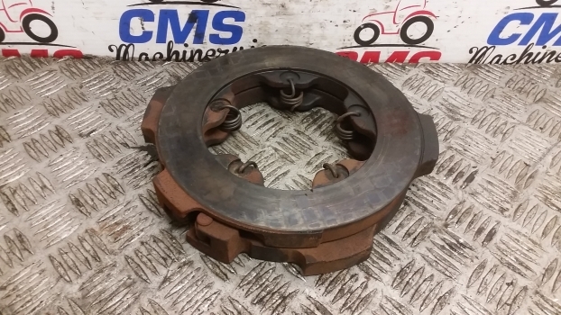 Deutz Agrotron 6.15 Rear Axle Brake Actuator Plate 04423836 - أجزاء الفرامل - جرار: صور 1 Deutz Agrotron 6.15 Rear Axle Brake Actuator Plate 04423836 - أجزاء الفرامل - جرار: صور 1