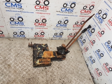 Deutz D7807c, D6806, D7206 Transmission Control Cover 04340681, 4340681r - نقل الحركة - جرار: صور 1 Deutz D7807c, D6806, D7206 Transmission Control Cover 04340681, 4340681r - نقل الحركة - جرار: صور 1