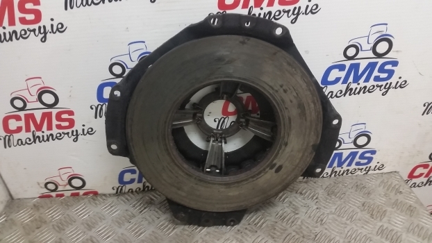 Ford 10 Series 6710, 6810, 7410, 7610, 7710 Clutch Pressure Plate 82006009 - القابض و قطع الغيار - جرار: صور 1 Ford 10 Series 6710, 6810, 7410, 7610, 7710 Clutch Pressure Plate 82006009 - القابض و قطع الغيار - جرار: صور 1