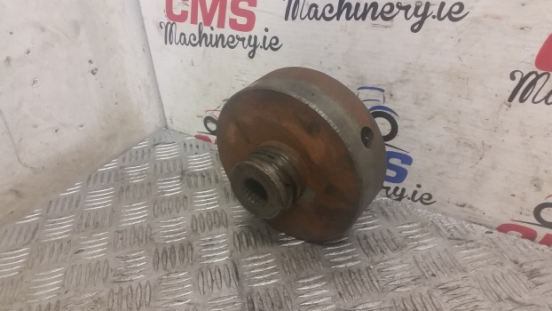 Ford 200, 1000, 100, 600, 700 Series Pto Clutch Pack D5nnn707a - القابض و قطع الغيار: صور 4 Ford 200, 1000, 100, 600, 700 Series Pto Clutch Pack D5nnn707a - القابض و قطع الغيار: صور 4