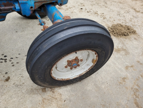 Ford 2600, 3600, 4600, 4000 Pair Front Wheel Rim And Tyre 7.50-16 Original Fomoco - عجلات: صور 5 Ford 2600, 3600, 4600, 4000 Pair Front Wheel Rim And Tyre 7.50-16 Original Fomoco - عجلات: صور 5