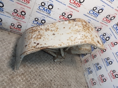 Ford 3000, 3600, 2600, Fritzmeier Cab Mudguard Rhs, D1nn16312f - درابزين - الآلات والماكينات الزراعية: صور 3 Ford 3000, 3600, 2600, Fritzmeier Cab Mudguard Rhs, D1nn16312f - درابزين - الآلات والماكينات الزراعية: صور 3