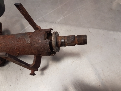 Ford 3230, 3430, 3930, 5130, 4830, 4630 Steering Column E8nn3c529da, 83982650 - عمود التوجيه - جرار: صور 4 Ford 3230, 3430, 3930, 5130, 4830, 4630 Steering Column E8nn3c529da, 83982650 - عمود التوجيه - جرار: صور 4