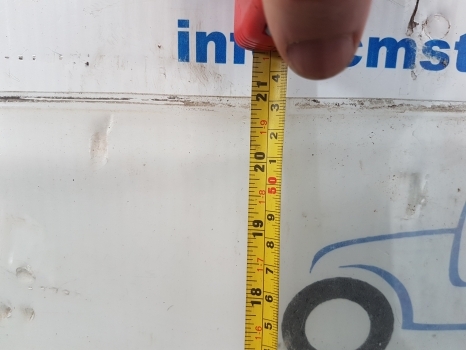 Ford 4000, 5000, 7100, Cab Front Windscreen 81818603 - الزجاج الأمامي - جرار: صور 3 Ford 4000, 5000, 7100, Cab Front Windscreen 81818603 - الزجاج الأمامي - جرار: صور 3