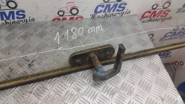 Ford 4610, 5610 10 Series Lp Cab Front Glass Windscreen 83956746, E3nn9403102bb - الزجاج الأمامي - جرار: صور 2 Ford 4610, 5610 10 Series Lp Cab Front Glass Windscreen 83956746, E3nn9403102bb - الزجاج الأمامي - جرار: صور 2