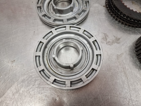 Ford 4630, 30 Series, Clutch Plate, Disc And Drum 86604372, K3660623692 - القابض و قطع الغيار: صور 4 Ford 4630, 30 Series, Clutch Plate, Disc And Drum 86604372, K3660623692 - القابض و قطع الغيار: صور 4