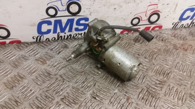 Ford 555c, 655c, 555d, 655d, 575d, 675d Wiper Motor Rear E8nn17n404aa - مساحة الزجاج الأمامي - جرار: صور 1 Ford 555c, 655c, 555d, 655d, 575d, 675d Wiper Motor Rear E8nn17n404aa - مساحة الزجاج الأمامي - جرار: صور 1
