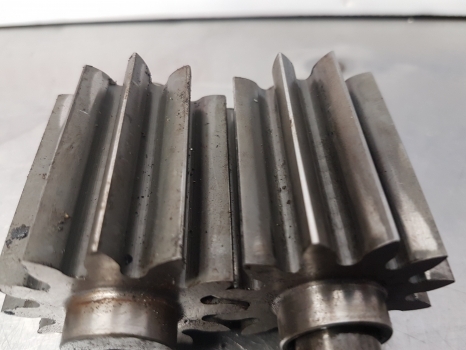 Ford 5640, 6640, 7740, 7840, 8240 Hydraulic Pump Gear And Shaft Z12 F1nne866aa - مضخة هيدروليكية - جرار: صور 4 Ford 5640, 6640, 7740, 7840, 8240 Hydraulic Pump Gear And Shaft Z12 F1nne866aa - مضخة هيدروليكية - جرار: صور 4