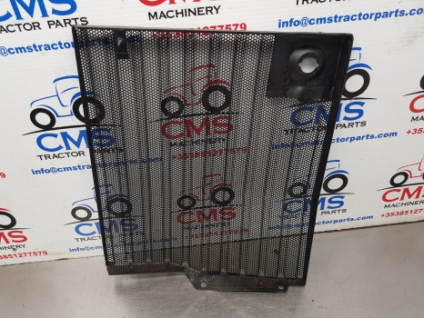 Ford 5640, 6640, 7740 Side Panel Grill Lhs E9nn8k189ac, 81875285, E9nn8k189ad - جلوپنجره: صور 3 Ford 5640, 6640, 7740 Side Panel Grill Lhs E9nn8k189ac, 81875285, E9nn8k189ad - جلوپنجره: صور 3