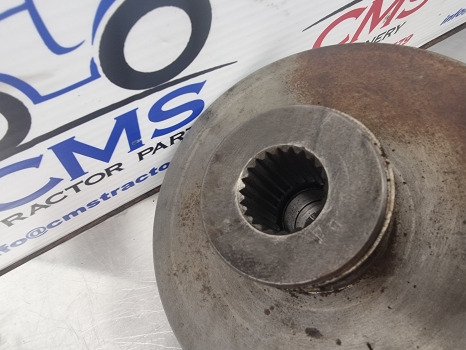 Ford 6610, 5610 Pto Clutch Pack Assembly 10, Ts Series 83924795, E0nnn707aa - القابض و قطع الغيار: صور 3 Ford 6610, 5610 Pto Clutch Pack Assembly 10, Ts Series 83924795, E0nnn707aa - القابض و قطع الغيار: صور 3