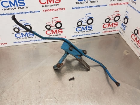 Ford 6610, 6410 Alternator Bracket E4nn10039aa, 83949802, D8nn8n096aa - مولد - جرار: صور 1 Ford 6610, 6410 Alternator Bracket E4nn10039aa, 83949802, D8nn8n096aa - مولد - جرار: صور 1