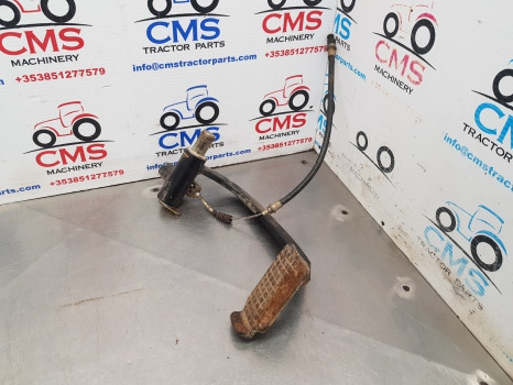 Ford 6635, 35, L, Tl, T5000, Tla, Tle, Clutch Pedal 5175711 - القابض و قطع الغيار - الآلات والماكينات الزراعية: صور 1 Ford 6635, 35, L, Tl, T5000, Tla, Tle, Clutch Pedal 5175711 - القابض و قطع الغيار - الآلات والماكينات الزراعية: صور 1