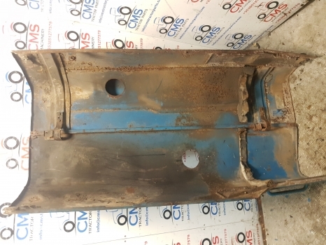 Ford 7840, 8240, 8340 Bonnet Hood Panel Assy 81872176, E9nn16619ef, E9nn16618cc - هود - جرار: صور 5 Ford 7840, 8240, 8340 Bonnet Hood Panel Assy 81872176, E9nn16619ef, E9nn16618cc - هود - جرار: صور 5