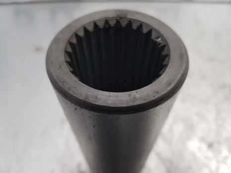 Ford 8240, 10, Ts, 100, 1000 Transmission Shaft Pto Coupling D1nn4684b, 81825115 - علبة التروس: صور 5 Ford 8240, 10, Ts, 100, 1000 Transmission Shaft Pto Coupling D1nn4684b, 81825115 - علبة التروس: صور 5