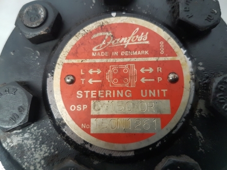 Ford New Holland 40 And Ts Series Steering Motor, Valve F0nn3a244aa, 81863600 - قيادة السيارة - جرار: صور 2 Ford New Holland 40 And Ts Series Steering Motor, Valve F0nn3a244aa, 81863600 - قيادة السيارة - جرار: صور 2