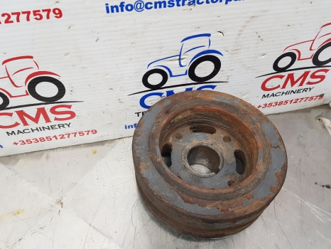 Ford New Holland 40, Ts, 8340, Ts115 Crankshaft Pulley E9nn6316ab, 81865606 - المحرك و قطع الغيار - الآلات والماكينات الزراعية: صور 3 Ford New Holland 40, Ts, 8340, Ts115 Crankshaft Pulley E9nn6316ab, 81865606 - المحرك و قطع الغيار - الآلات والماكينات الزراعية: صور 3