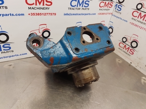 Ford Tw15, Tw25, 8210, 7910 Front Axle Swivel Housing Rhs Zp4472353331, 83945667 - مفصل التوجيه - جرار: صور 3 Ford Tw15, Tw25, 8210, 7910 Front Axle Swivel Housing Rhs Zp4472353331, 83945667 - مفصل التوجيه - جرار: صور 3