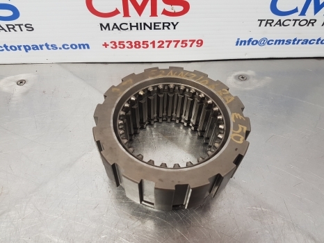 Ford Tw5, Tw35, 8530, 8730, Tw, 30 S. Coupling Sliding Gear 83933554, D8nn7106ca - عمود الكردان - جرار: صور 5 Ford Tw5, Tw35, 8530, 8730, Tw, 30 S. Coupling Sliding Gear 83933554, D8nn7106ca - عمود الكردان - جرار: صور 5