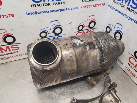 Jcb 542-70 Ag Catalytic Silencer 320/b6254 - نظام العادم: صور 3 Jcb 542-70 Ag Catalytic Silencer 320/b6254 - نظام العادم: صور 3