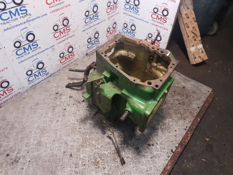 John Deere 3040, 2040, 2140, 1840, 1640 Clutch Housing L33179, Al28740, L39493 - القابض و قطع الغيار - جرار: صور 2 John Deere 3040, 2040, 2140, 1840, 1640 Clutch Housing L33179, Al28740, L39493 - القابض و قطع الغيار - جرار: صور 2
