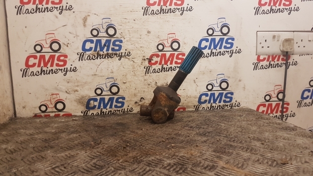 John Deere 3215, 3220 Front Fwd Drive Propeller Shaft - عمود الكردان - جرار: صور 3 John Deere 3215, 3220 Front Fwd Drive Propeller Shaft - عمود الكردان - جرار: صور 3