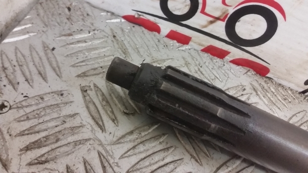 John Deere 40, 50, 41, 51 Series 2140, 2350, 2750, 2351 Clutch Shaft Al30689 - القابض و قطع الغيار - جرار: صور 4 John Deere 40, 50, 41, 51 Series 2140, 2350, 2750, 2351 Clutch Shaft Al30689 - القابض و قطع الغيار - جرار: صور 4
