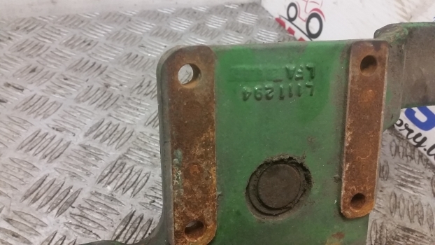 John Deere 6010, 6110, 6210, 6505, 6615, 6415, 6205 Housing Fan Support L111294 - مروحة تهوية - جرار: صور 2 John Deere 6010, 6110, 6210, 6505, 6615, 6415, 6205 Housing Fan Support L111294 - مروحة تهوية - جرار: صور 2