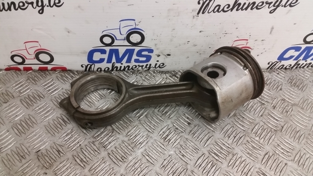 John Deere 6010, 6110 Engine Connecting Rod , Piston Re507850, R500335, Re50770 - ربط قضيب - جرار: صور 1 John Deere 6010, 6110 Engine Connecting Rod , Piston Re507850, R500335, Re50770 - ربط قضيب - جرار: صور 1