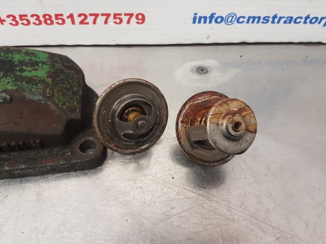 John Deere 6200, 6000j, 6000l, 6820, 6920 Thermostat Housing R106821 - ترموستات - الآلات والماكينات الزراعية: صور 2 John Deere 6200, 6000j, 6000l, 6820, 6920 Thermostat Housing R106821 - ترموستات - الآلات والماكينات الزراعية: صور 2