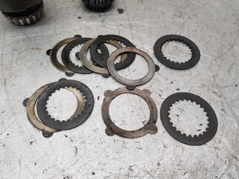 John Deere 6300, 6400 Zf Apl2035 Front Axle Differential L100149, 4131302074 - التفاضلية والعتاد - جرار: صور 2 John Deere 6300, 6400 Zf Apl2035 Front Axle Differential L100149, 4131302074 - التفاضلية والعتاد - جرار: صور 2