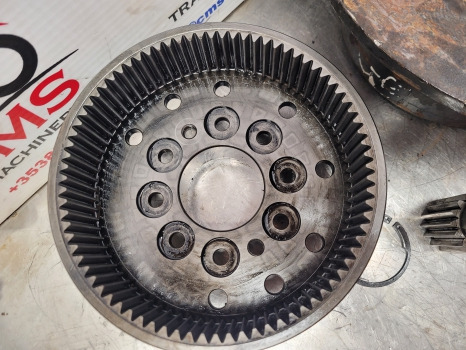 John Deere 6610, 6620 Zf Apl As 2045 Deutz, Same Hub Reduction Kit 4475.406.061 - المحور الأمامي: صور 4 John Deere 6610, 6620 Zf Apl As 2045 Deutz, Same Hub Reduction Kit 4475.406.061 - المحور الأمامي: صور 4