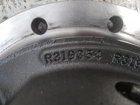 John Deere 6r Series 6210r Rear Axle Differential R341229, R560061, R319352 - التفاضلية والعتاد - جرار: صور 3 John Deere 6r Series 6210r Rear Axle Differential R341229, R560061, R319352 - التفاضلية والعتاد - جرار: صور 3