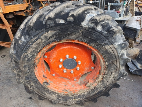 Kubota M5092 Front, Rear Axle, Engine, Transmission, Cab, Hydraulic, Lift, Parts - المحرك و قطع الغيار: صور 2 Kubota M5092 Front, Rear Axle, Engine, Transmission, Cab, Hydraulic, Lift, Parts - المحرك و قطع الغيار: صور 2