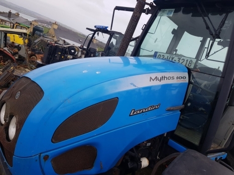 Landini Mythos 90, Mythos 100, Mythos 105 Hood Bonnet 3652905m92, 3652905m94 - هود - جرار: صور 1 Landini Mythos 90, Mythos 100, Mythos 105 Hood Bonnet 3652905m92, 3652905m94 - هود - جرار: صور 1