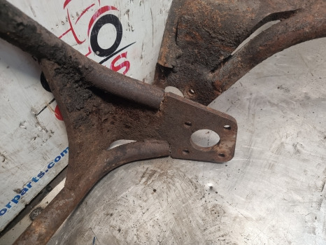 Manitou Mlt 634-120, 630, 634, 731, Front Mudguard Bracket Kit 237487, 237488 - درابزين: صور 4 Manitou Mlt 634-120, 630, 634, 731, Front Mudguard Bracket Kit 237487, 237488 - درابزين: صور 4