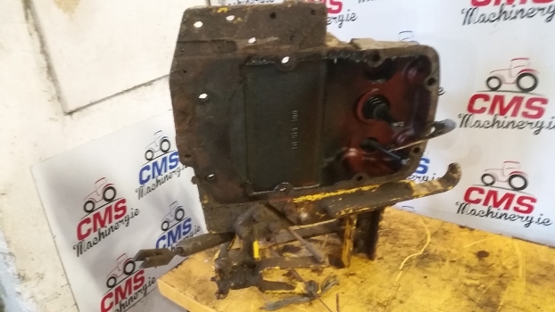 Massey Ferguson 50b Transmission Control Shift Cover Plate Assembly 881610m1 - عتلة تبديل السرعة - جرار: صور 4 Massey Ferguson 50b Transmission Control Shift Cover Plate Assembly 881610m1 - عتلة تبديل السرعة - جرار: صور 4