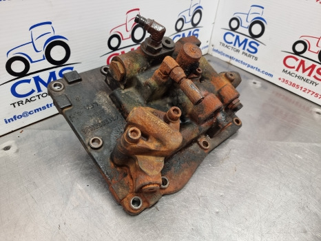 Massey Ferguson 5612, 5400, 5600, 5700, 6700 Hydraulic Pump Cover 4313856m1 - علم السوائل المتحركة: صور 3 Massey Ferguson 5612, 5400, 5600, 5700, 6700 Hydraulic Pump Cover 4313856m1 - علم السوائل المتحركة: صور 3