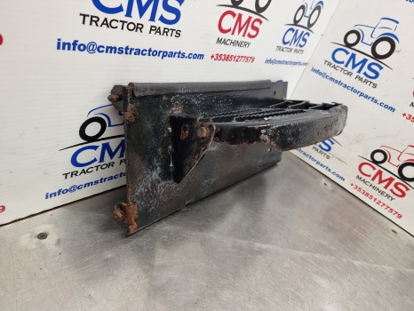 Massey Ferguson 5612, 5613, 5712, 5713 Cab Foot Step 3785779m1 - خطوة جانبية: صور 3 Massey Ferguson 5612, 5613, 5712, 5713 Cab Foot Step 3785779m1 - خطوة جانبية: صور 3