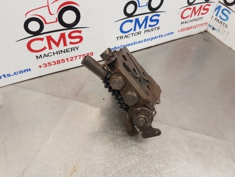 Massey Ferguson 675, 399, 372n, 375, 4225, 4255 Hydraulic Valve Assy 1679099m95 - صمام هيدروليكي - جرار: صور 4 Massey Ferguson 675, 399, 372n, 375, 4225, 4255 Hydraulic Valve Assy 1679099m95 - صمام هيدروليكي - جرار: صور 4