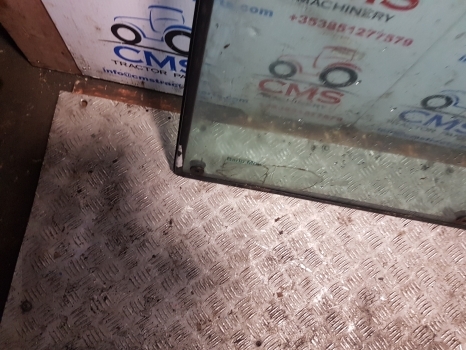 Massey Ferguson 690, 665, 698, 699 Cab Front Glass Windscreen Tg1246 - الزجاج الأمامي - جرار: صور 5 Massey Ferguson 690, 665, 698, 699 Cab Front Glass Windscreen Tg1246 - الزجاج الأمامي - جرار: صور 5