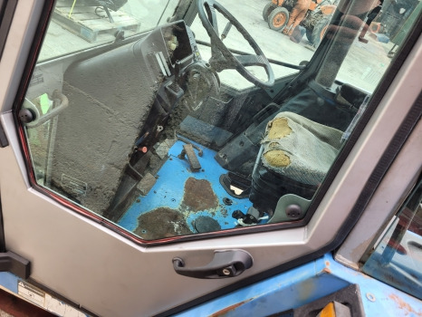 Massey Ferguson 690, 698 Landini 6550, 7550, 6880, 7880 Cab Door Rhs 3301837m92 - باب و قطع الغيار: صور 5 Massey Ferguson 690, 698 Landini 6550, 7550, 6880, 7880 Cab Door Rhs 3301837m92 - باب و قطع الغيار: صور 5
